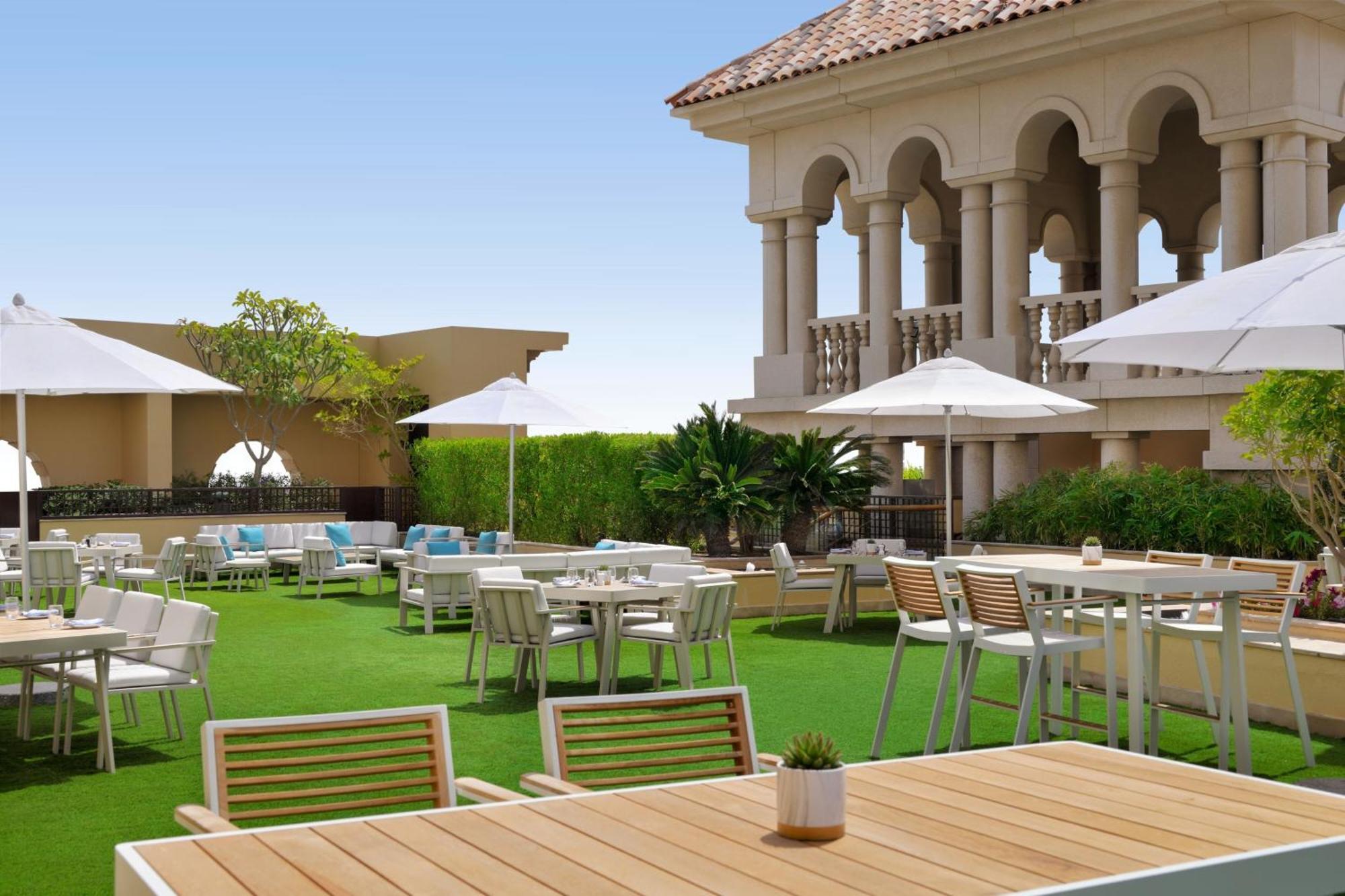 Marriott Executive Apartments Al Jaddaf, Dubai Eksteriør bilde The Westin Awanti
