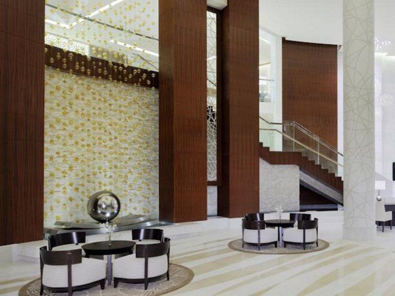 Marriott Executive Apartments Al Jaddaf, Dubai Eksteriør bilde The lobby of the hotel